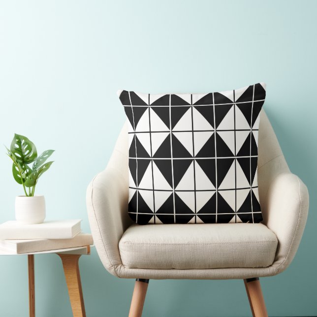Black and White Argyle Pattern Cushion (Chair)