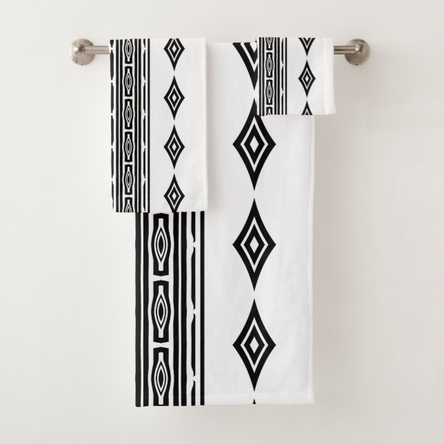 Black and White Aztec Tribal Striped Pattern Bath Towel Set (Insitu)