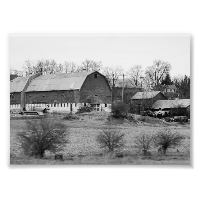 Black and White Barn 7x5 Photographic Print (Front)