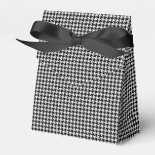 Black and White Buffalo Plaid Tent Favour Box