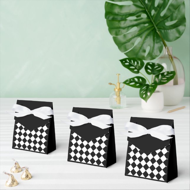 Black And White Chequerboard Chequered Flag Design Favour Box (Multiple)