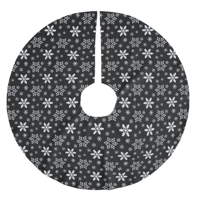 BLACK AND WHITE CHRISTMAS SNOWFLAKE PATTERNS BRUSHED POLYESTER TREE SKIRT (Front)