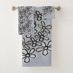 Black And White Daisies pattern Bath Towel Set