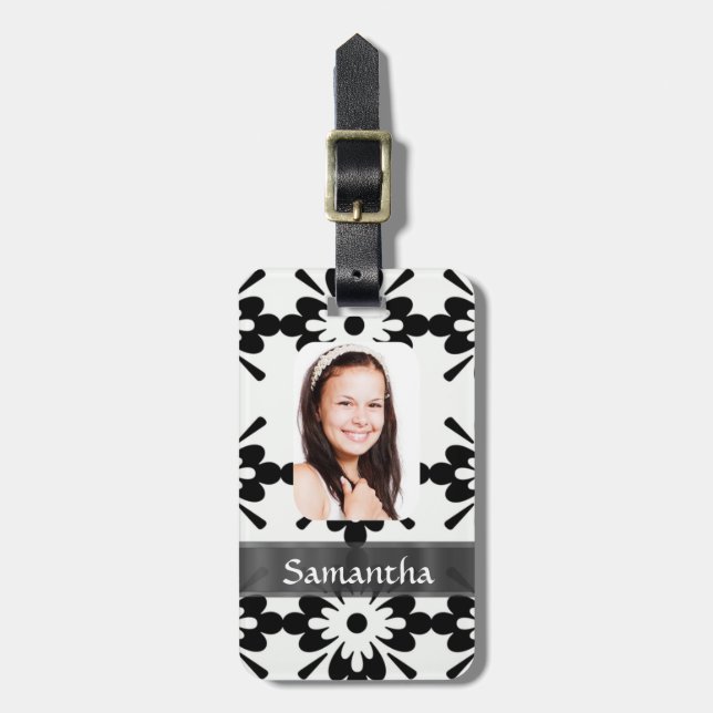 Black and white daisy pattern luggage tag (Front Vertical)
