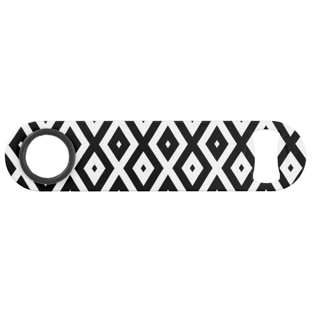 Black and white diamond pattern (Front (Horizontal))