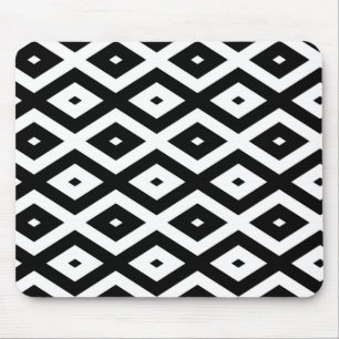 Black and white diamond pattern mouse mat