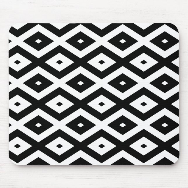 Black and white diamond pattern mouse mat (Front)