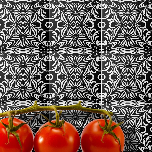 Black and White Elegant Stylish Damask Pattern Tile (Creator Uploaded)