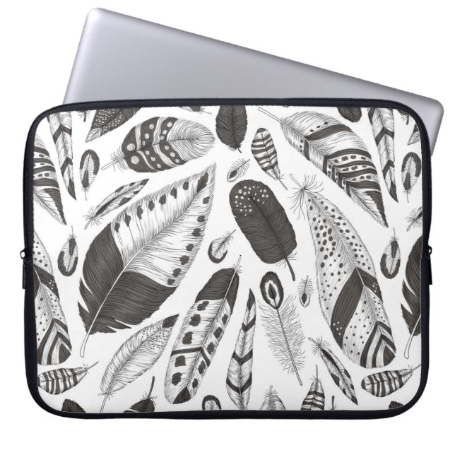 Black and white feathers pattern laptop sleeve (Front)