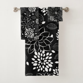Black and White Floral Pattern Bath Towel Set
