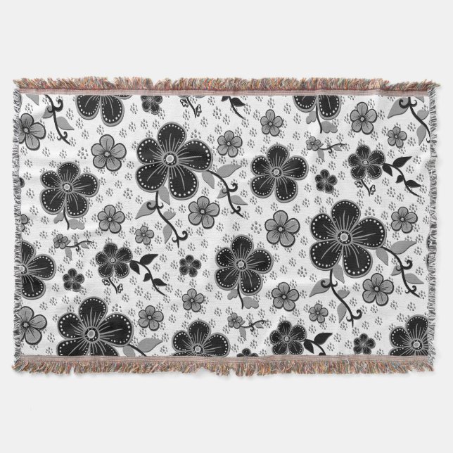 Black and White Floral Print Throw Blanket (Front)
