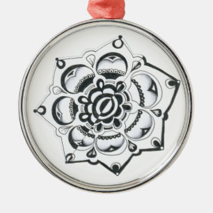 Black and White Floral Symmetry Metal Tree Decoration