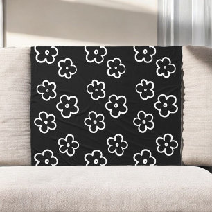 Black and White Flower Pattern Fleece Blanket