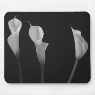 Black and White Flowers Mouse Mat