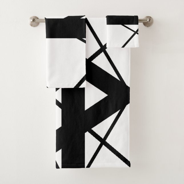 Black and White Geometric Bath Towel Set (Insitu)