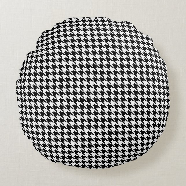 Black and White Geometric Houndstooth Pattern Round Cushion (Front)