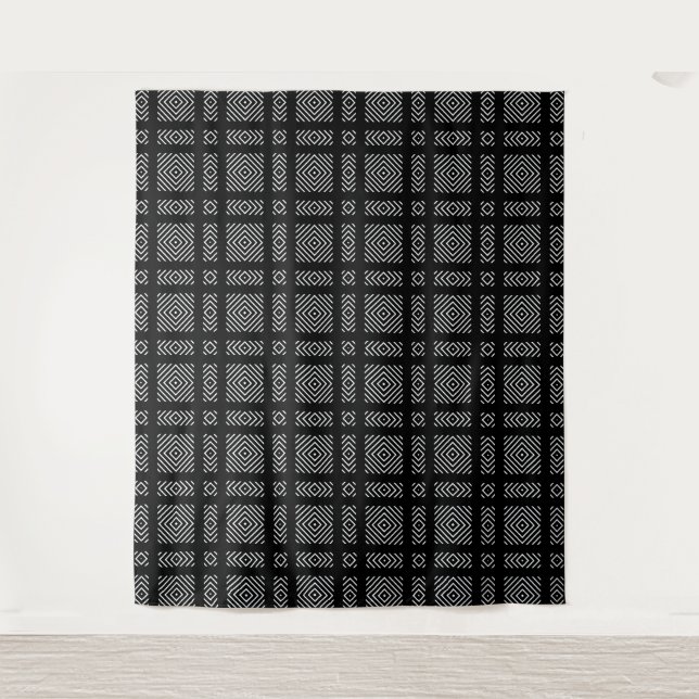 Black and white geometric pattern Ama Tapestry (Front)