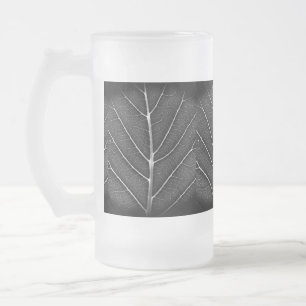 Black and White Glowing Leaf Close-Up Frosted Glass Beer Mug