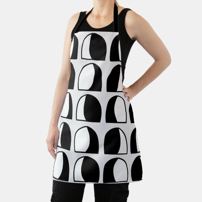 Black and White Half Circle Geometric Apron (Insitu)
