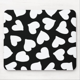 Black and White Heart Pattern Mouse Mat