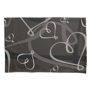 Black and white heart pattern pillowcase
