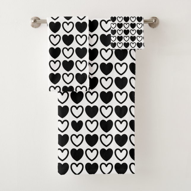Black and White Hearts Bath Towel Set (Insitu)