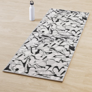 Black and White in Motion Yoga Mat