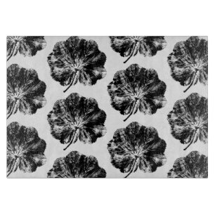 Black and White Lady's Mantle Leaf Print Pattern Cutting Board