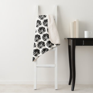 Black and White Lady's Mantle Leaf Print Pattern Sherpa Blanket