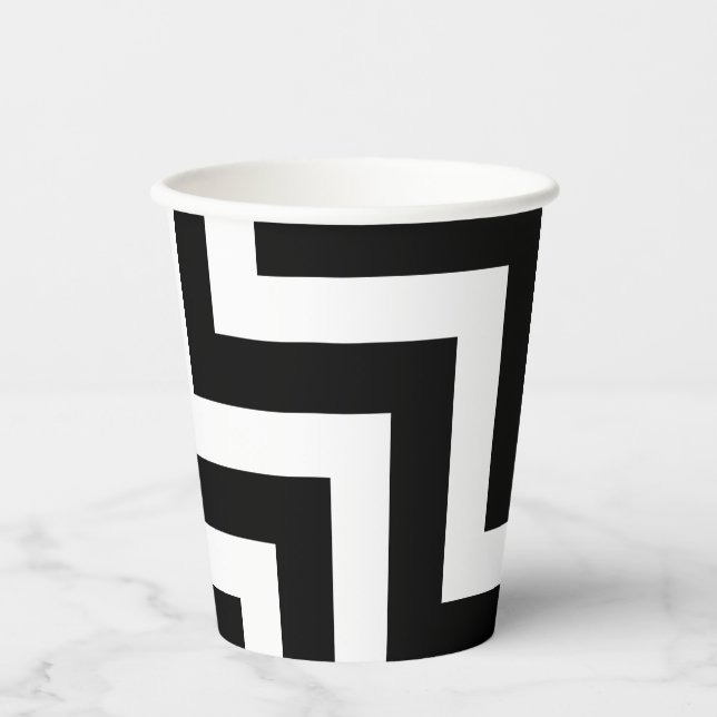 Black and White Large Size Diagonal Chevron Paper Cups (Front)