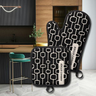 Black and White Mid-century Modern Design Oven Mitt & Pot Holder Set