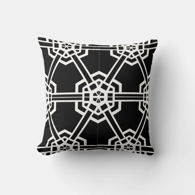 black and white modern pattern cushion (Front)