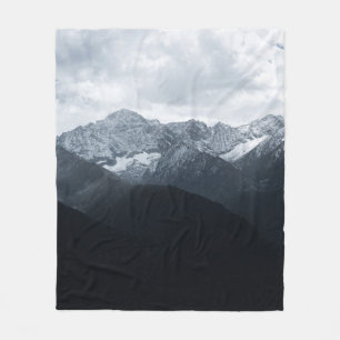 BLACK AND WHITE MOUNTAINS AT DAYTIME FLEECE BLANKET