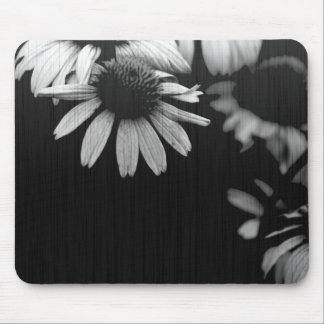Black and white mouse mat