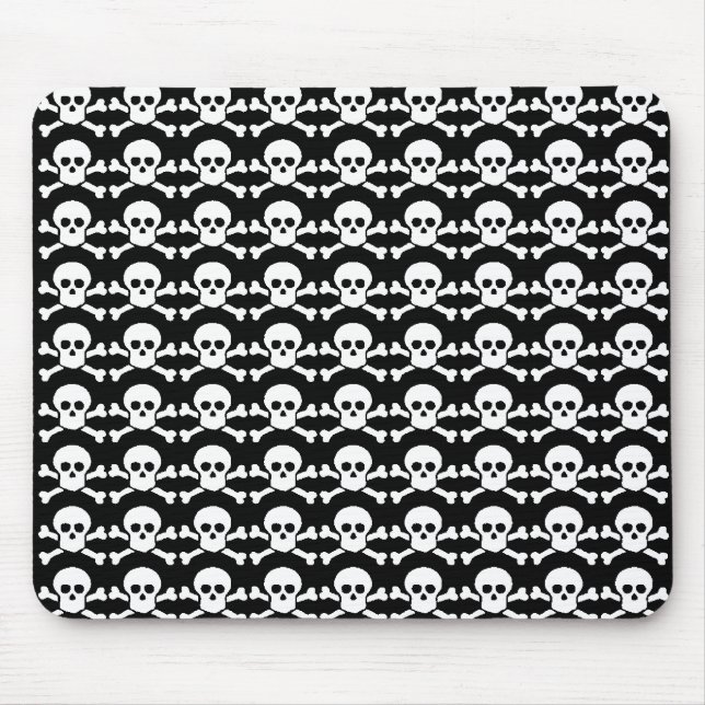 black and white pirate skull mouse mat (Front)