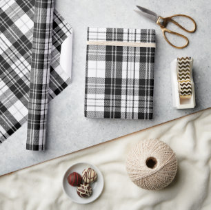 Black and White Plaid Pattern Wrapping Paper