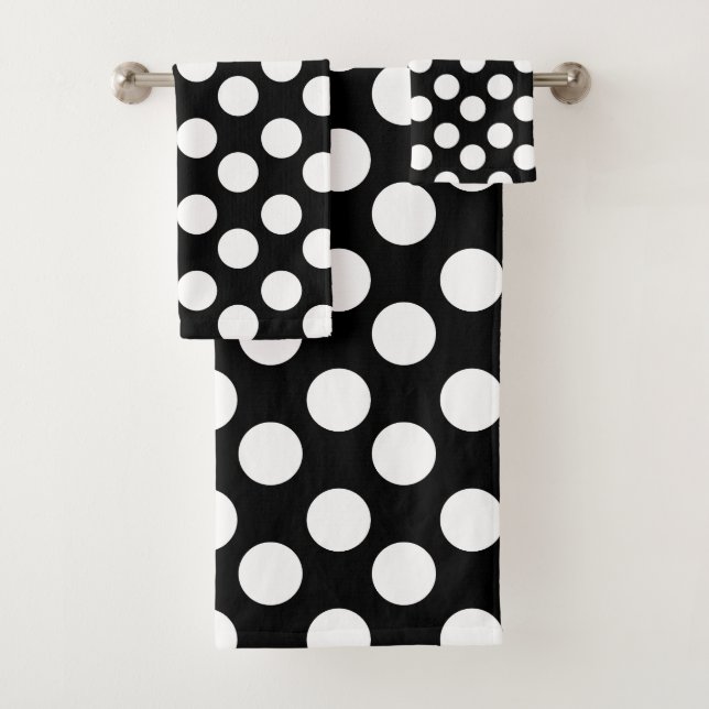 Black and White Polka Dot Bath Towel Set (Insitu)