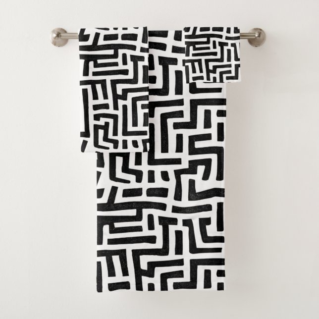 Black and White Pop Art Maze Pattern Bath Towel Set (Insitu)