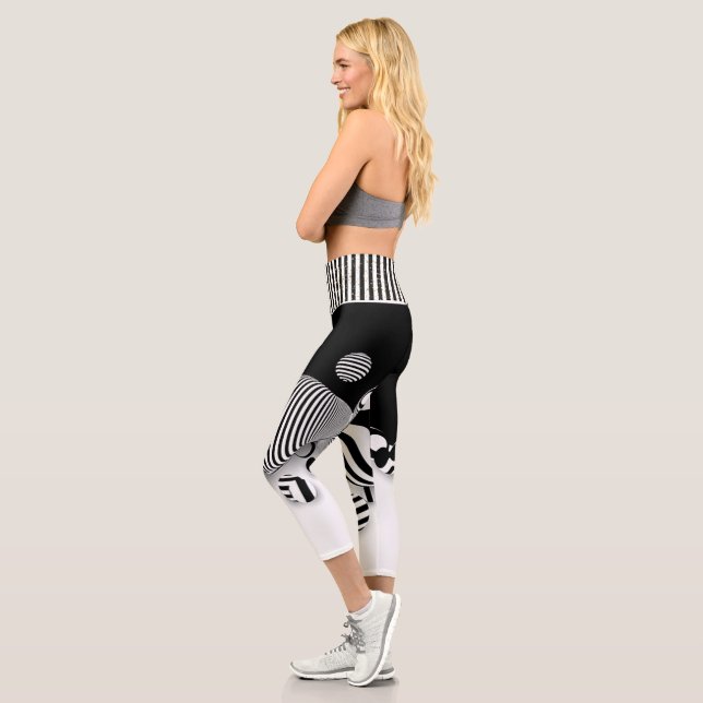 Black and White Print  Capri Leggings (Left)