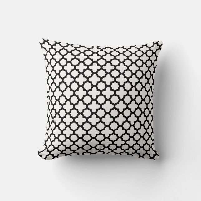 Black and White Quatrefoil Pattern Cushion (Front)