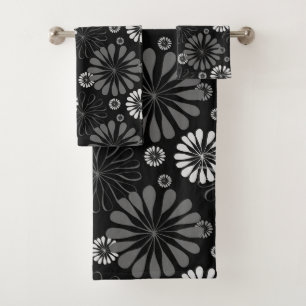 Black and White Retro Floral Bath Towel Set