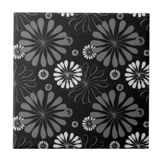 Black and White Retro Floral Tile