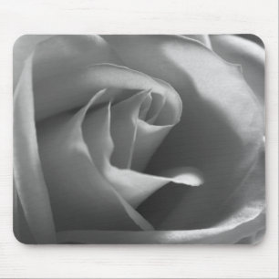 Black-and-White-Rose Mouse Mat
