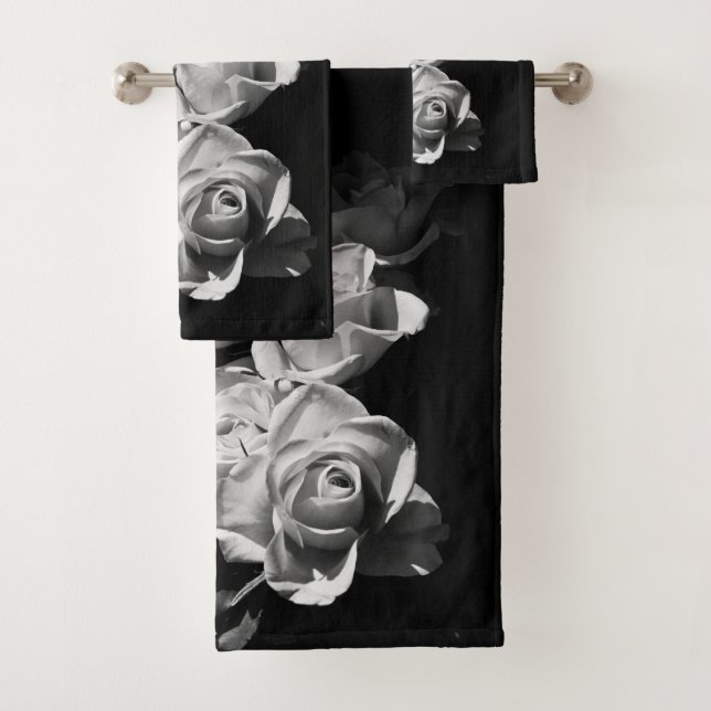 Black and white roses bath towel set (Insitu)
