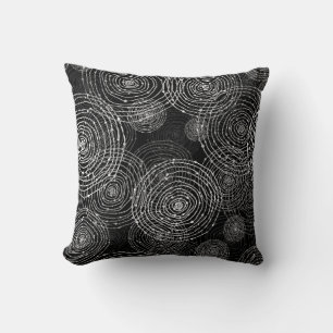 black and white seamless round shapes cushion