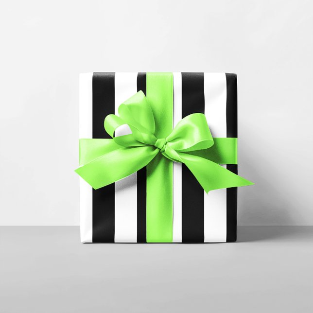 Black and White Striped Pattern Wrapping Paper (Black and White Striped Pattern Wrapping Paper)
