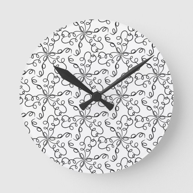 Black and White Swirls Round Round Clock (Front)