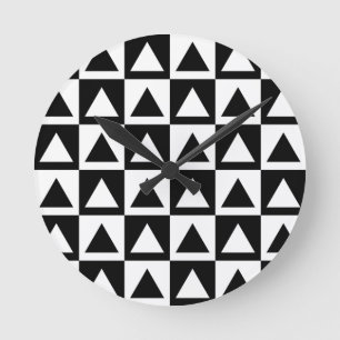 Black and White triangle geometric shape pattern Round Clock