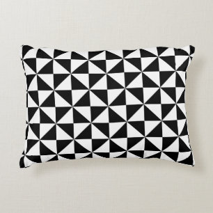 Black And White Triangle Pattern Decorative Cushion