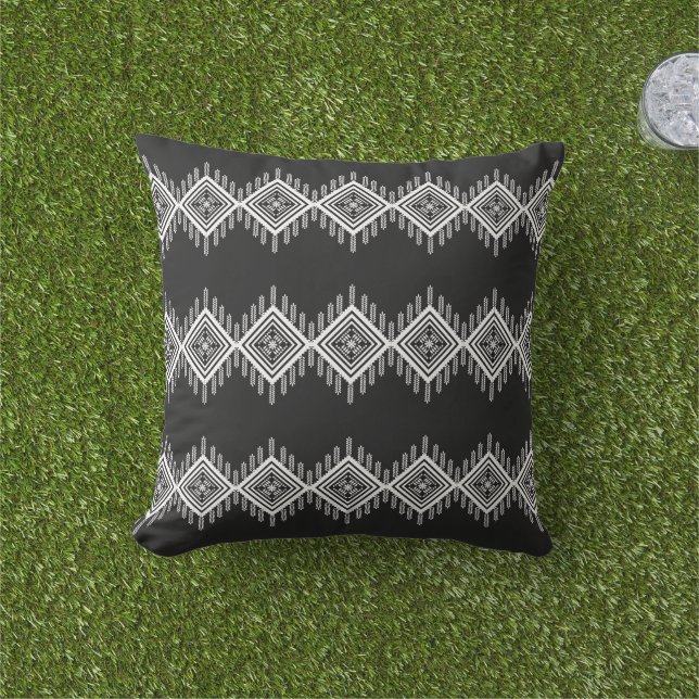 Black and White Tribal Art Cushion (Grass)